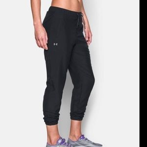 Under Armour Womens Perforated Studio Jogger szM